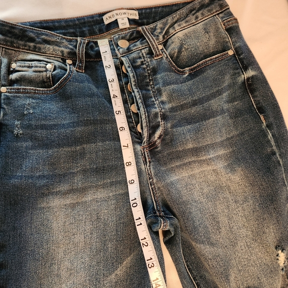 AND NOW THIS Women's High-Rise Vintage Straight Button Cuffed Jeans Size 28 - Picture 12 of 14